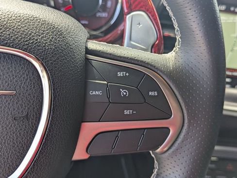 Used 2018 Dodge Challenger SRT Hellcat image 12