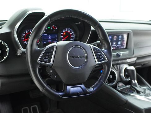 Used 2021 Chevrolet Camaro LT RWD image 15
