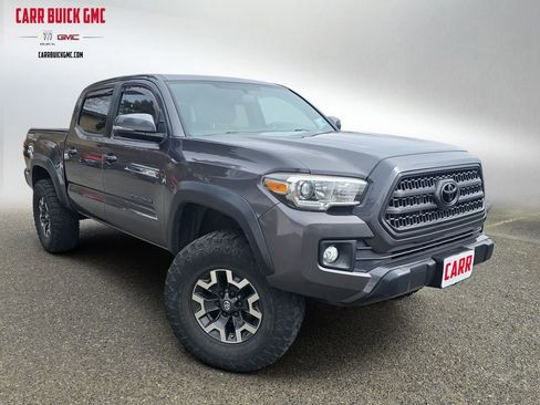 Used 2017 Toyota Tacoma TRD Off-Road w/ Tow Package image 1