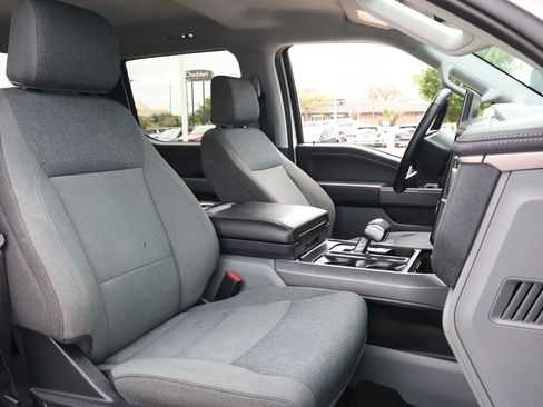 Used 2024 Ford F150 Lightning Flash image 32