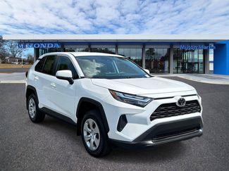 Used 2025 Toyota RAV4 LE FWD video 1