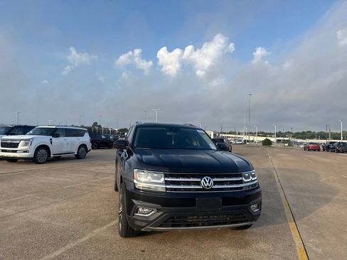 Used 2019 Volkswagen Atlas SEL Premium AWD/4WD image 4
