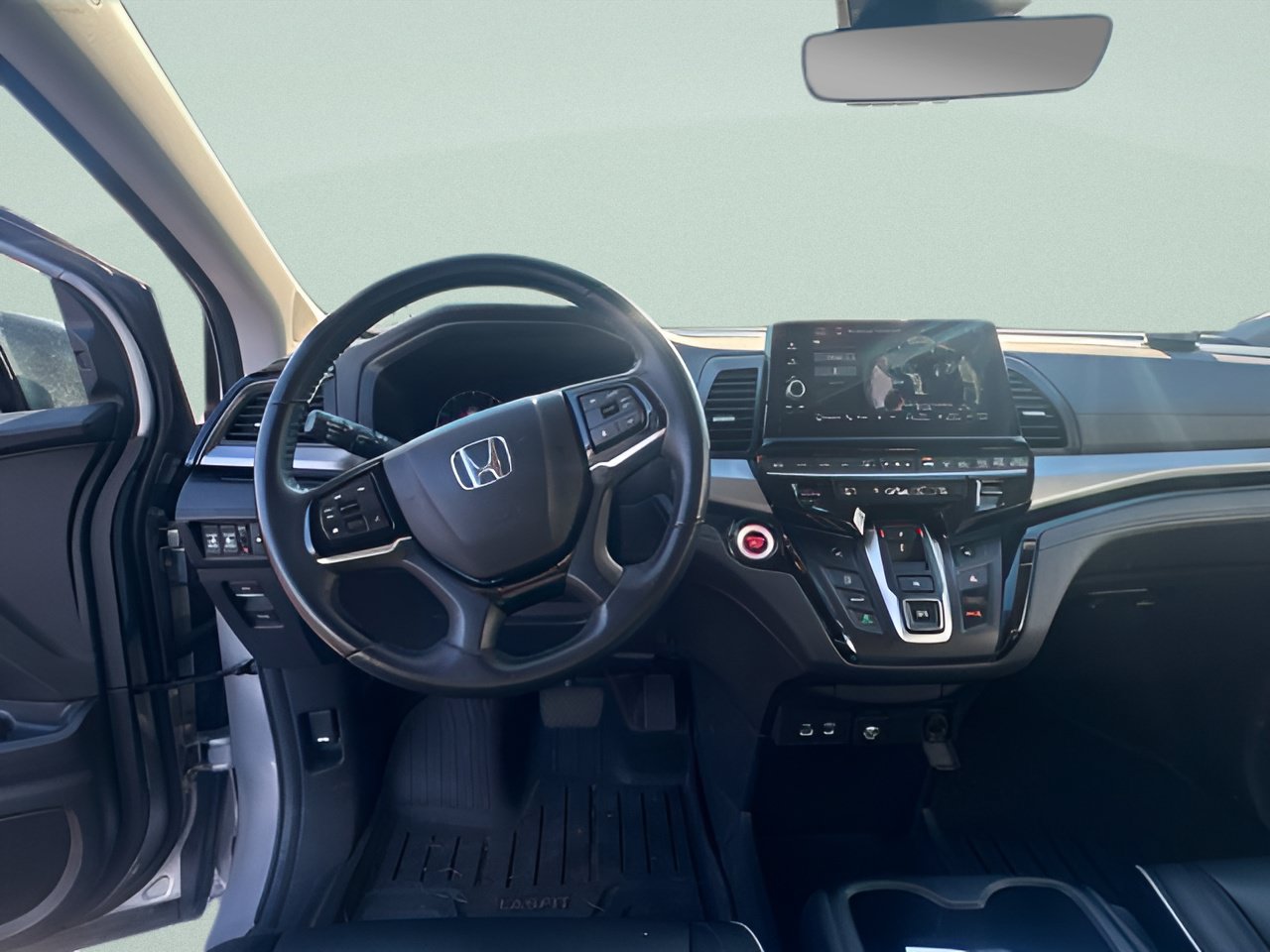 Used 2025 Honda Odyssey Touring image 19
