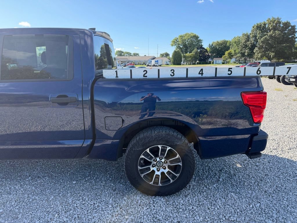 Used 2022 Nissan Titan SV w/ Accessory Utility Package AWD/4WD image 24