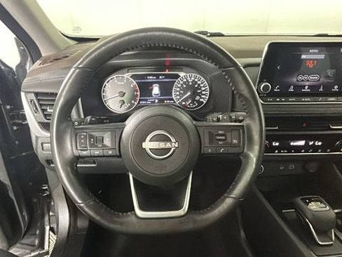 Used 2023 Nissan Rogue FWD image 14