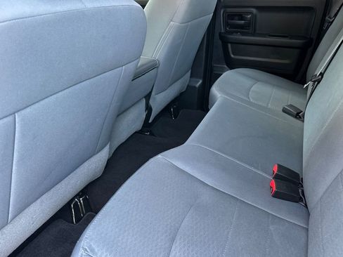 Used 2017 RAM 1500 Express image 12