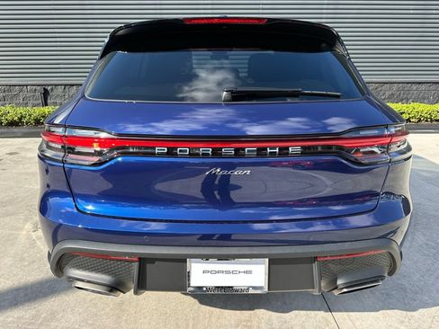 Used 2026 Porsche Macan AWD/4WD image 12