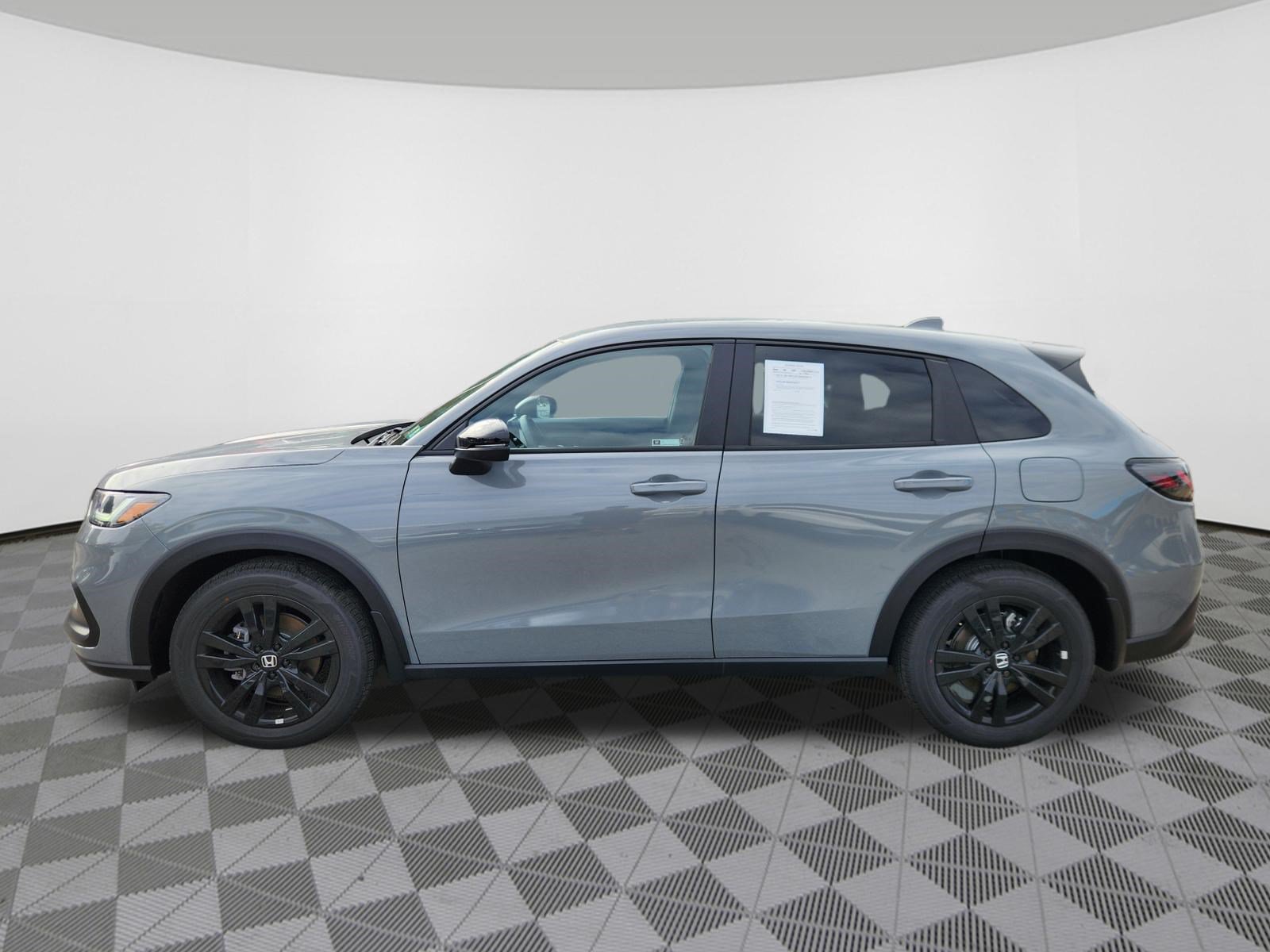 Certified 2027 Honda HR-V Sport image 5