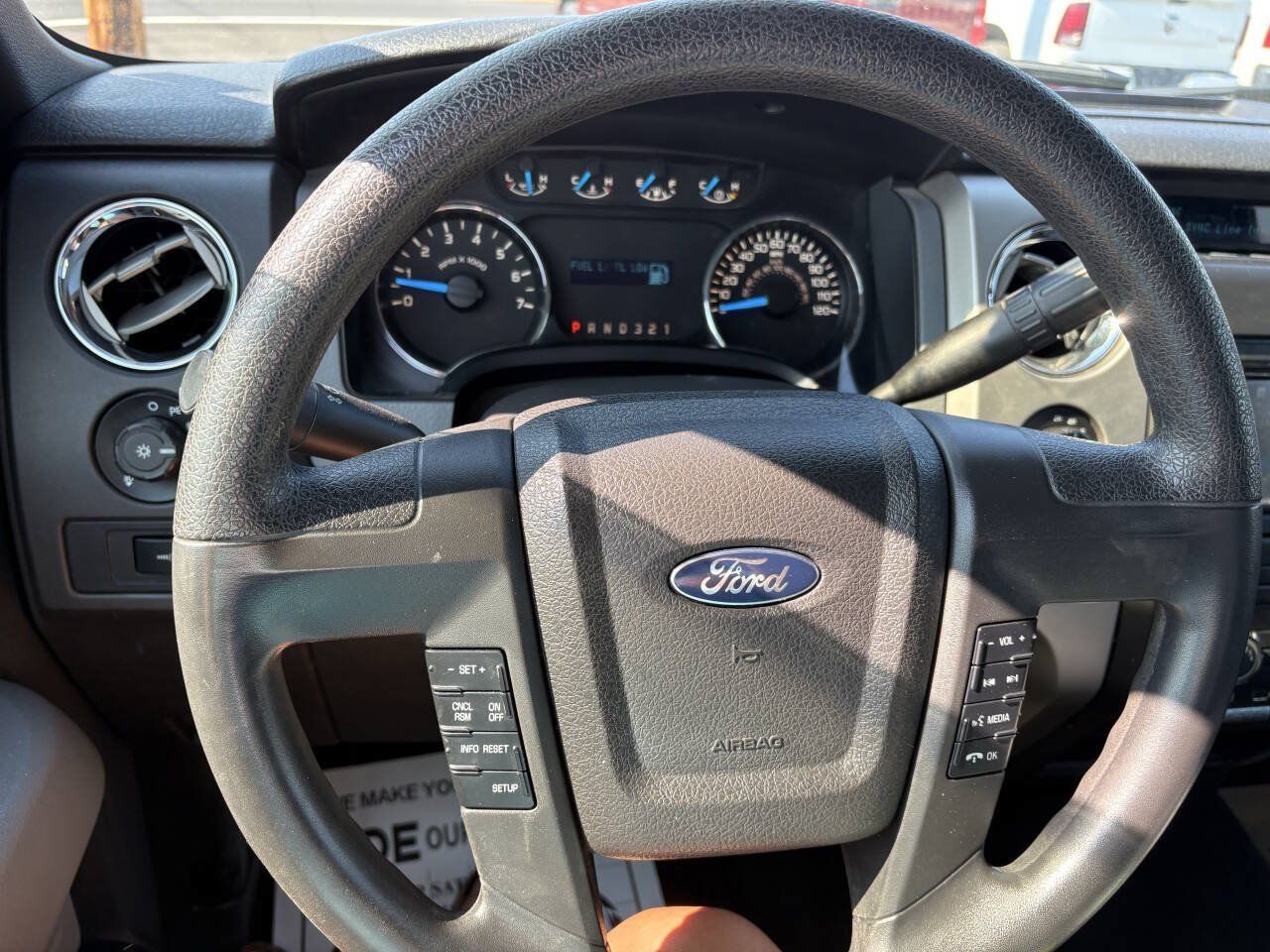 Used 2014 Ford F150 XLT AWD/4WD image 24