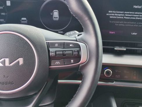Certified 2025 Kia Sportage SX AWD/4WD image 19