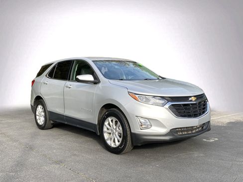 Used 2020 Chevrolet Equinox LT image 2