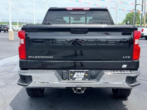 Used 2023 Chevrolet Silverado 1500 LTZ w/ LTZ Convenience Package II AWD/4WD image 6
