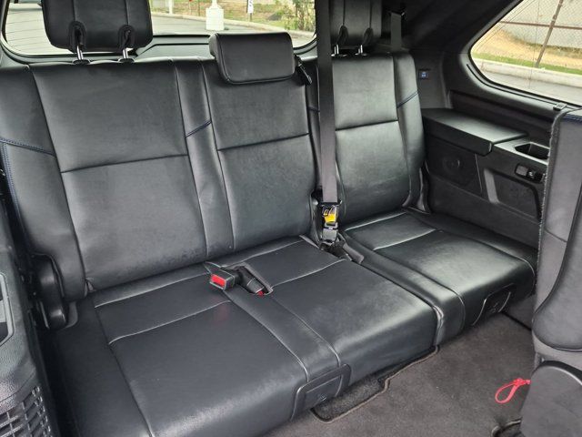 Used 2024 Toyota Sequoia Platinum AWD/4WD image 8