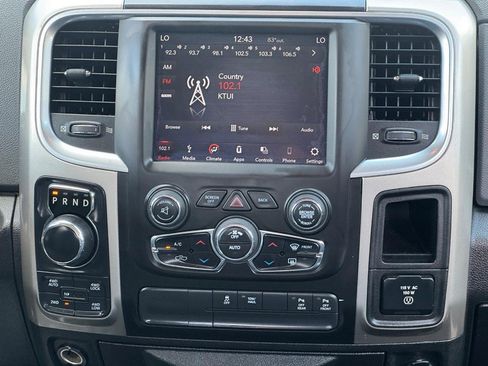 Used 2019 RAM 1500 Big Horn AWD/4WD image 13