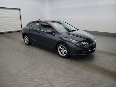 Used 2017 Chevrolet Cruze LT w/ Convenience Package FWD image 11
