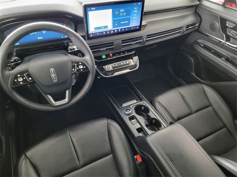Certified 2024 Lincoln Corsair AWD w/ Equipment Group 101A image 38
