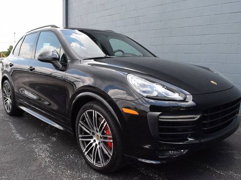 Used 2017 Porsche Cayenne GTS AWD/4WD image 20