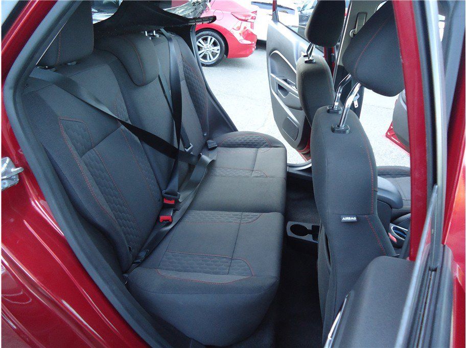 Used 2016 Ford Fiesta SE w/ Equipment Group 201A FWD image 13