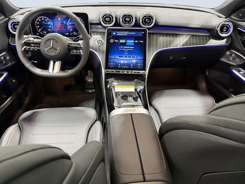 Used 2025 Mercedes-Benz C 300 4MATIC Sedan image 6