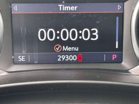 Used 2023 Chevrolet Equinox Premier image 26