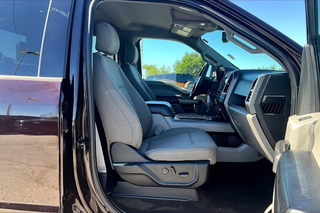 Used 2020 Ford F150 XLT w/ Equipment Group 302A Luxury AWD/4WD image 7