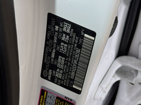 Used 2024 Hyundai Ioniq 5 SEL image 30