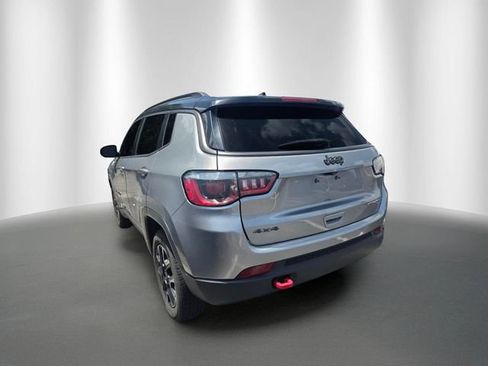 Used 2020 Jeep Compass Trailhawk AWD/4WD image 2