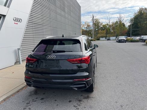 Used 2022 Audi Q3 2.0T Premium Plus w/ Premium Plus Package image 26