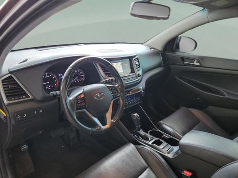 Used 2018 Hyundai Tucson Limited image 8