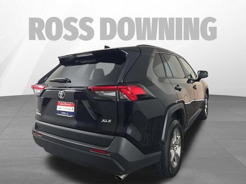 Used 2025 Toyota RAV4 XLE FWD image 4