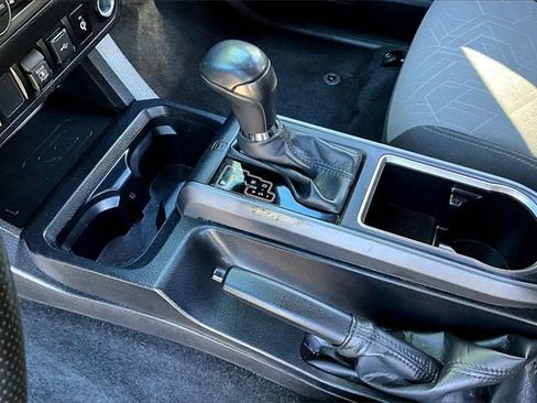 Used 2023 Toyota Tacoma 2WD Double Cab image 15