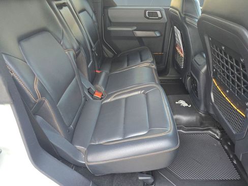 Certified 2023 Ford Bronco Badlands image 30