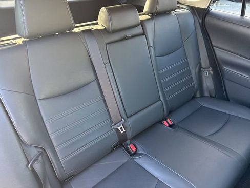 Used 2020 Toyota RAV4 XLE Premium image 26