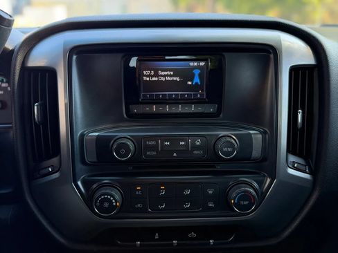 Used 2015 Chevrolet Silverado 2500 LT RWD image 13