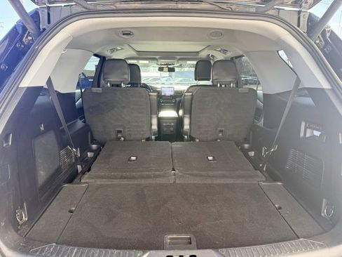 Used 2021 Ford Explorer Limited w/ Equipment Group 301A image 9