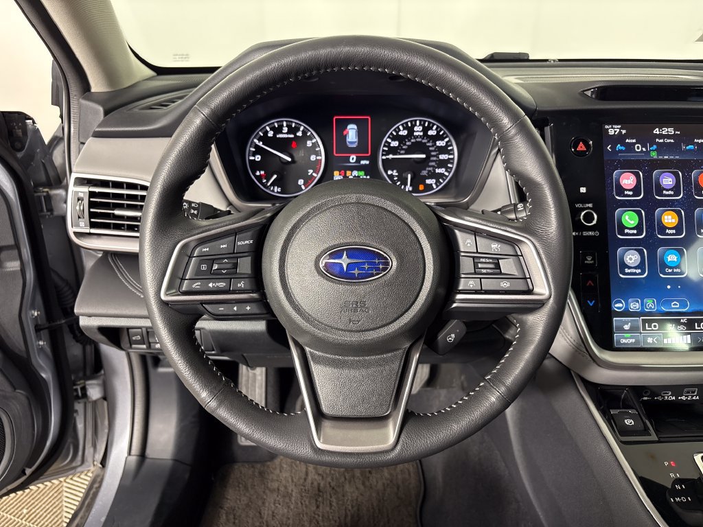 Used 2025 Subaru Outback Limited AWD/4WD image 17