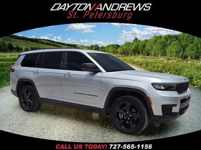 Used 2023 Jeep Grand Cherokee L Laredo