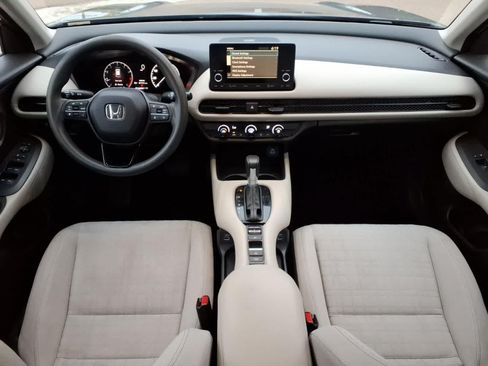 Used 2023 Honda HR-V LX image 10