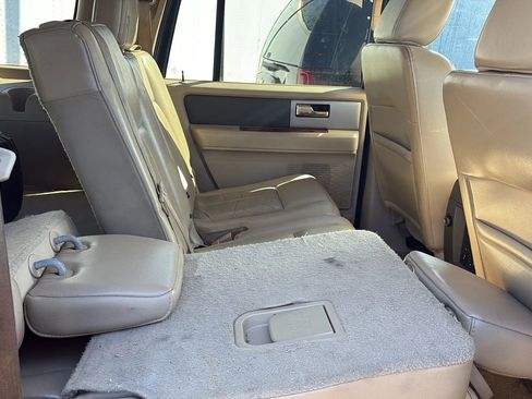 Used 2010 Ford Expedition EL Eddie Bauer image 5