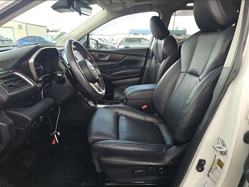 Used 2023 Subaru Ascent Touring AWD/4WD image 5