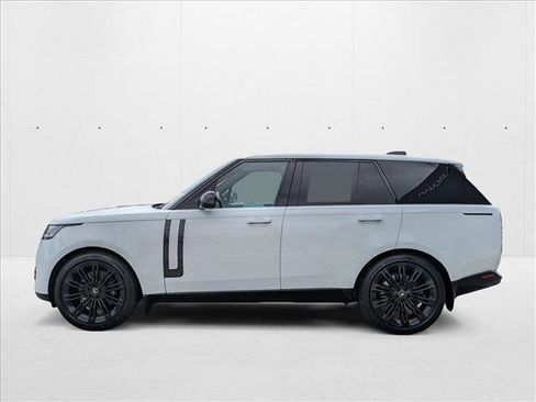New 2025 Land Rover Range Rover SE image 5