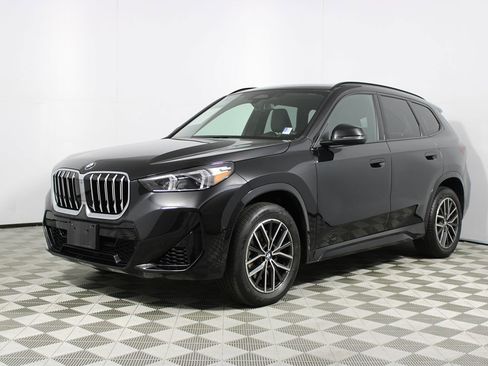 Used 2025 BMW X1 xDrive28i image 3
