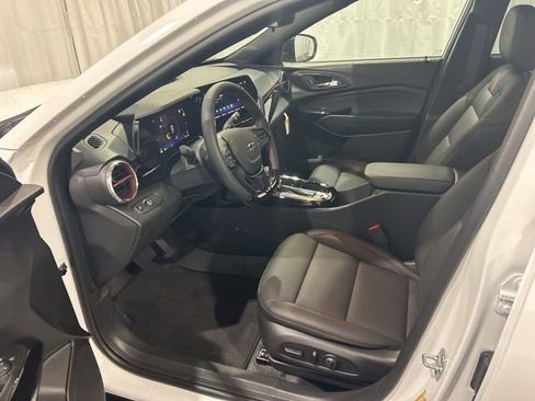 New 2026 Chevrolet Trax RS w/ Sunroof Package image 8