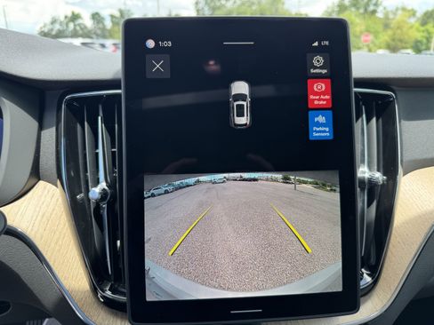 New 2026 Volvo XC60 B5 Core w/ Protection Package image 22