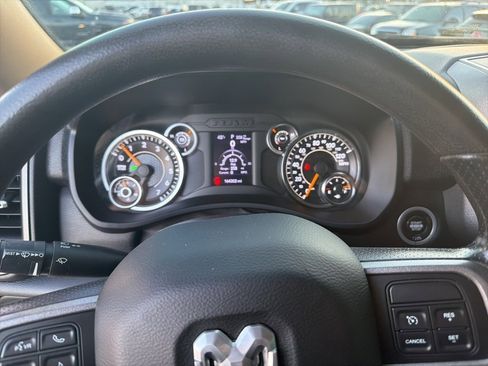 Used 2020 RAM 2500 Tradesman w/ Chrome Appearance Group image 6