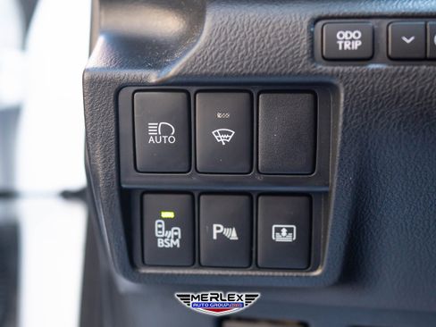 Used 2019 Lexus IS 350 F Sport image 38