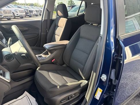 Used 2022 GMC Terrain SLE w/ Driver Convenience Package AWD/4WD image 14