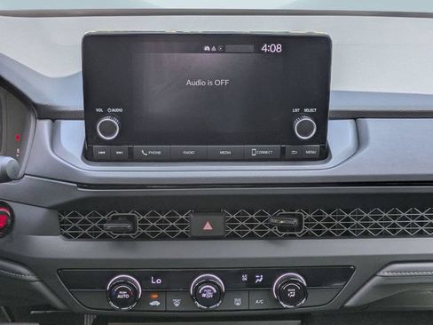 Certified 2025 Honda Accord LX image 19