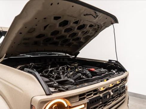 Used 2025 Ford Bronco Outer Banks image 49