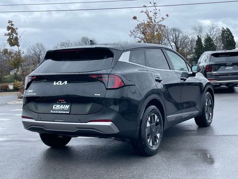 New 2026 Kia Sportage LX FWD image 7